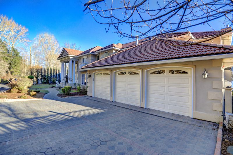 Garage Stucco Repair in Marin County, CA